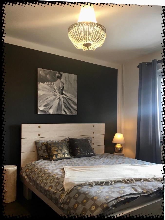 Apartamenty I Pokoje U Staszelow โปโรนิน ภายนอก รูปภาพ