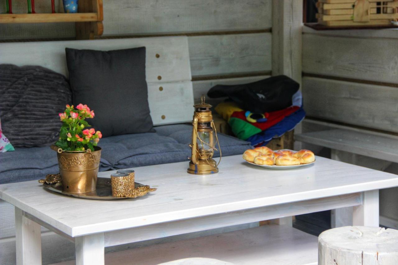 Apartamenty I Pokoje U Staszelow โปโรนิน ภายนอก รูปภาพ