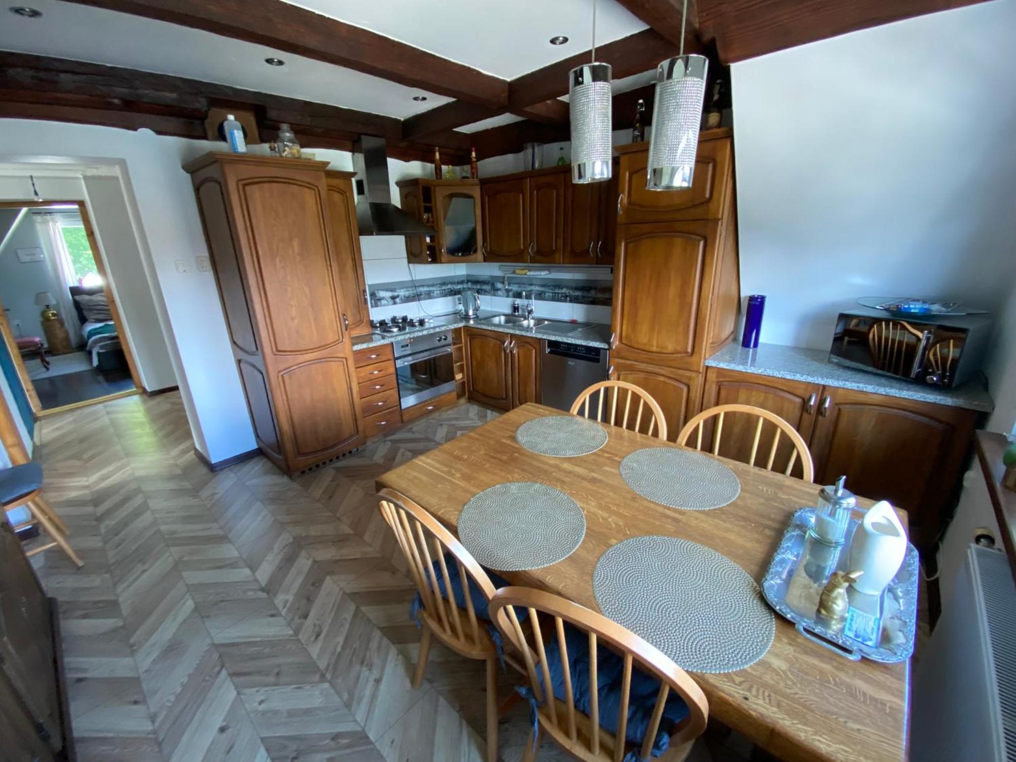 Apartamenty I Pokoje U Staszelow โปโรนิน ภายนอก รูปภาพ